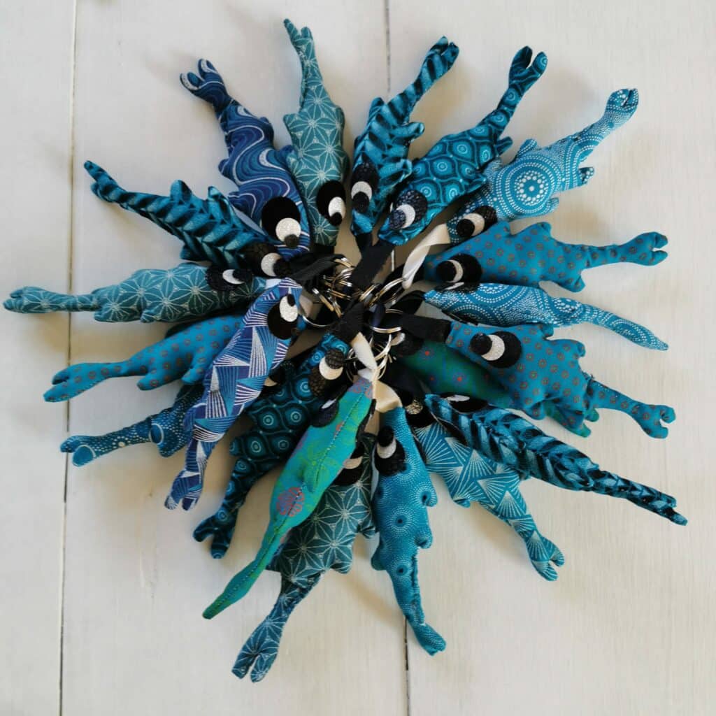 porte-clés sardines bleu