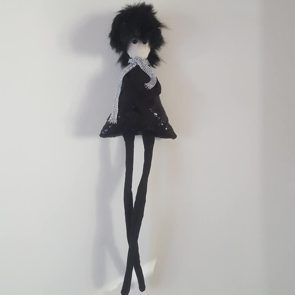 Dani, poupée pièce unique.