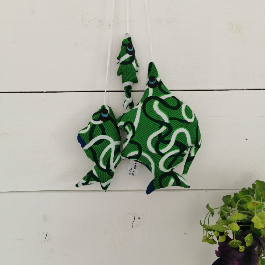 Pêche décorative à suspendre de 3 poissons en wax