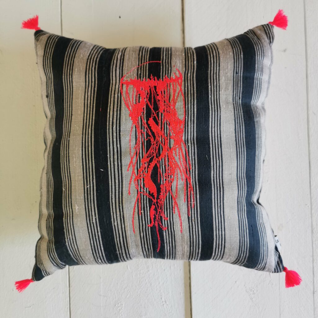 coussin-meduse-soie-et-coton