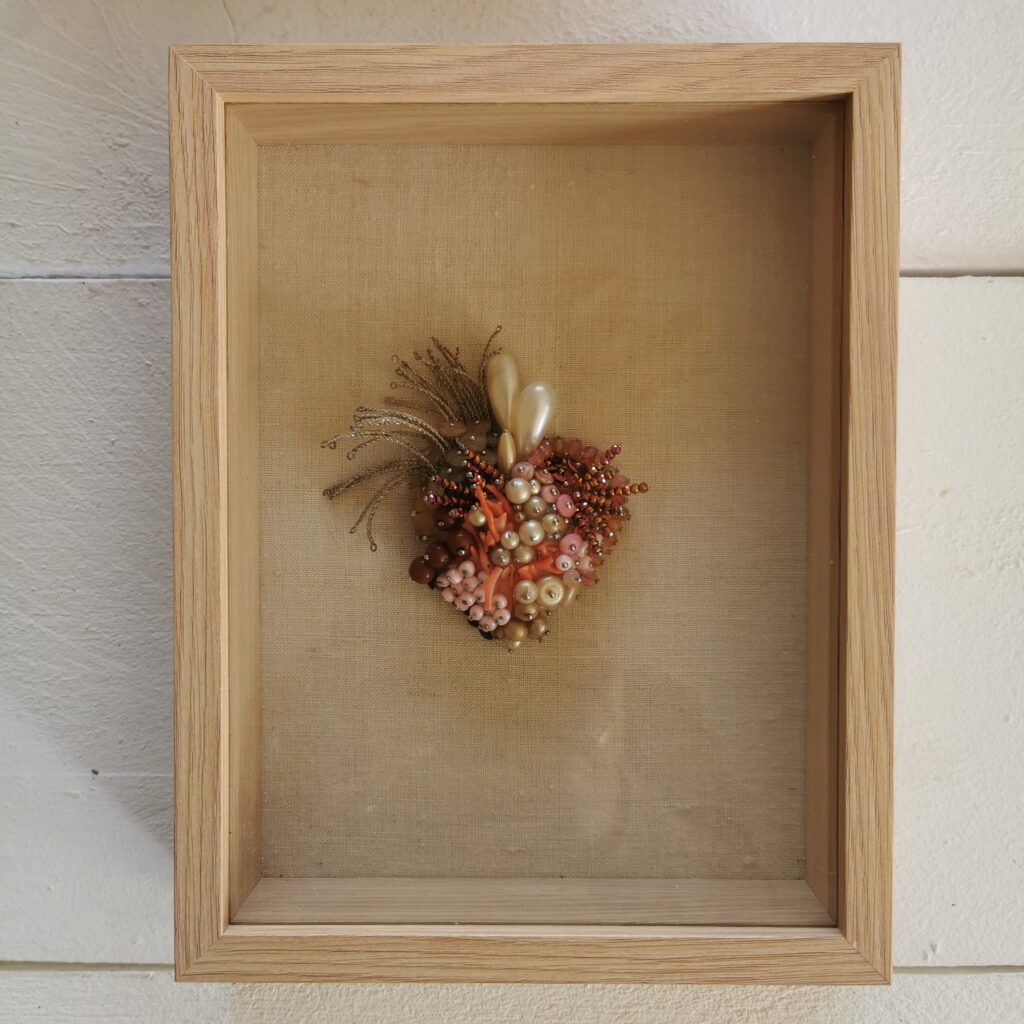 le petit coeur ex-voto corail et nacre