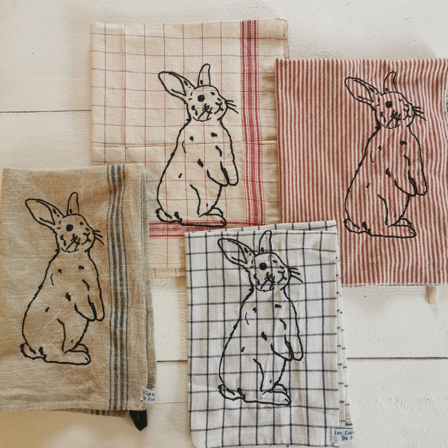 torchons broderies lapin