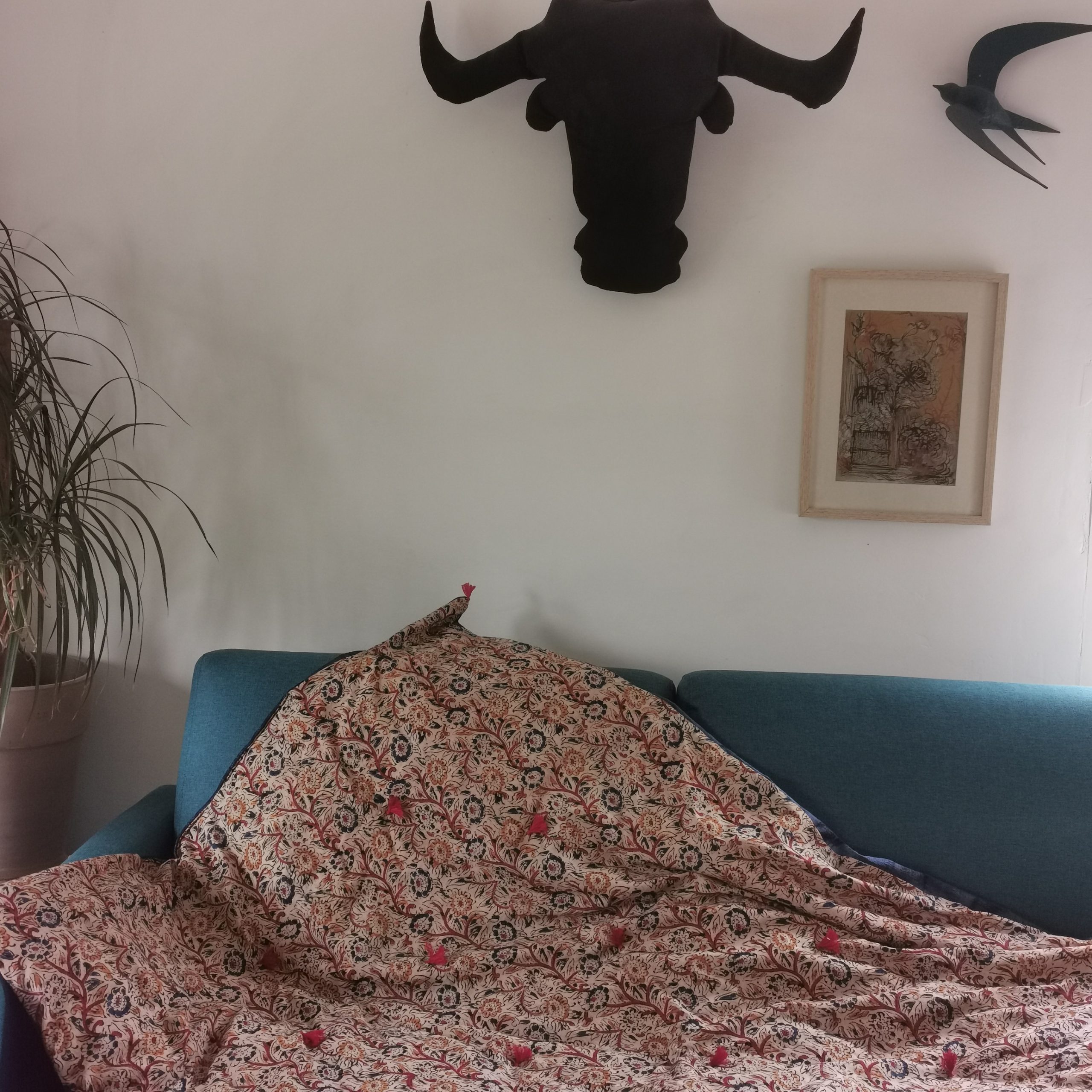 courtepointe fond jaune et velours